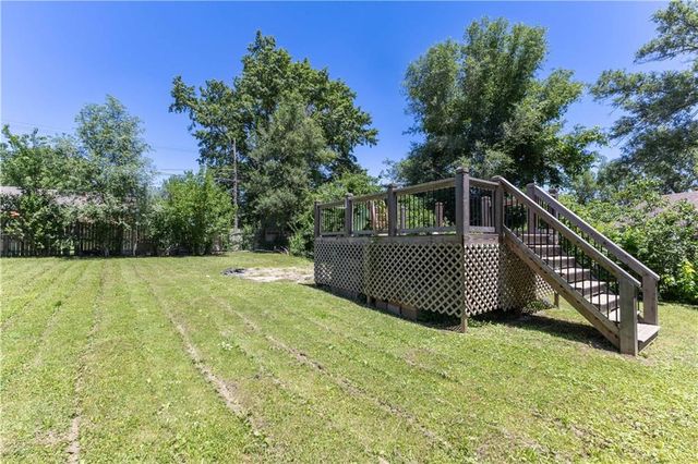 2900 Woodend Avenue, Kansas City, KS 66106