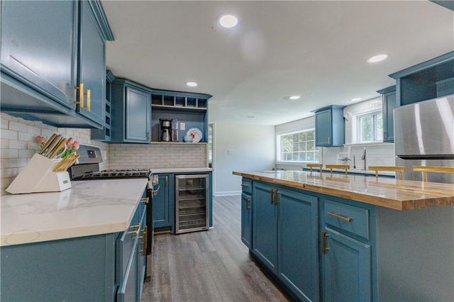 2900 Woodend Avenue, Kansas City, KS 66106