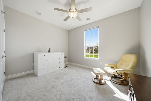 1013 E Waters Edge St, Derby, KS 67037