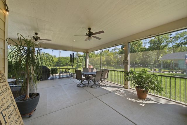 1013 E Waters Edge St, Derby, KS 67037