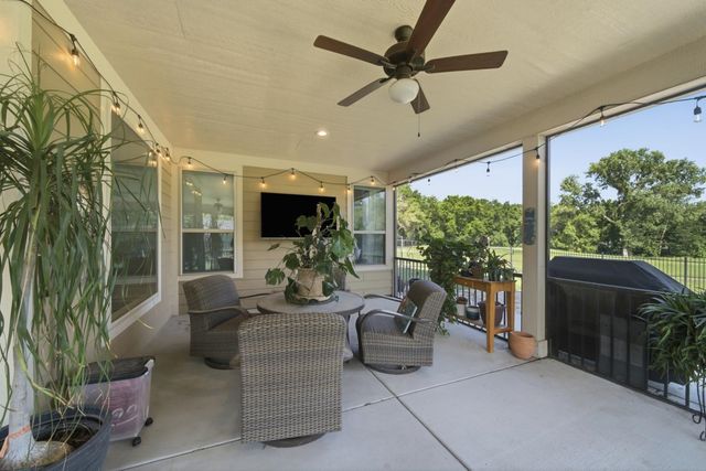 1013 E Waters Edge St, Derby, KS 67037