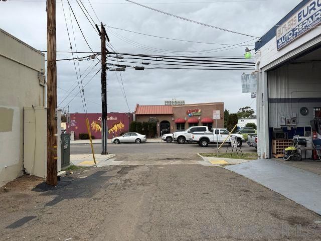 402 Church Ave, Chula Vista, CA 91910