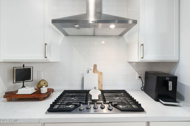 26320 N THORNHILL Drive, Peoria, AZ 85383