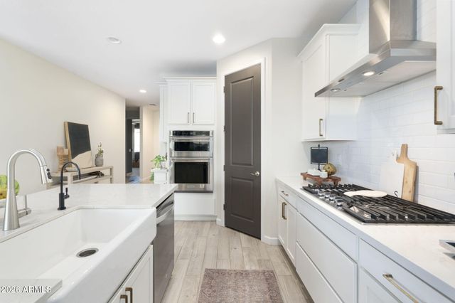 26320 N THORNHILL Drive, Peoria, AZ 85383