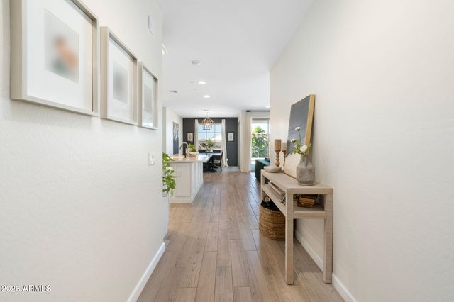 26320 N THORNHILL Drive, Peoria, AZ 85383