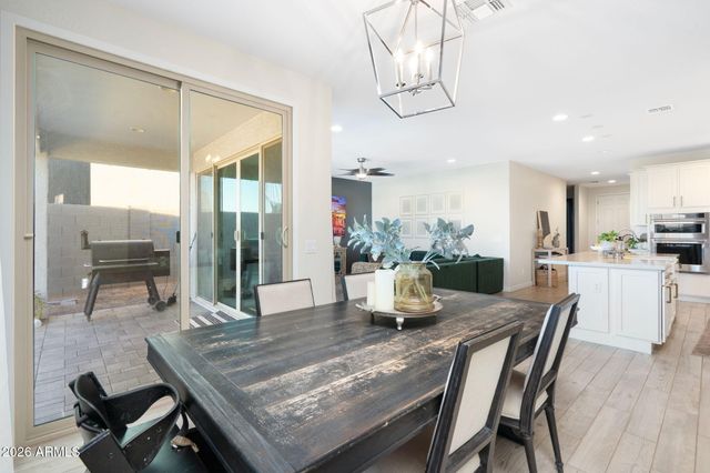 26320 N THORNHILL Drive, Peoria, AZ 85383