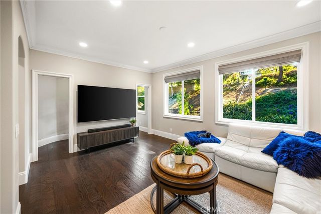 1 Cranwell, Aliso Viejo, CA 92656