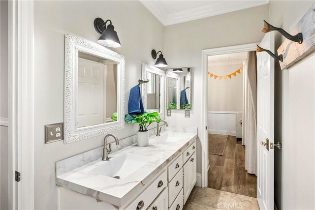 1 Cranwell, Aliso Viejo, CA 92656