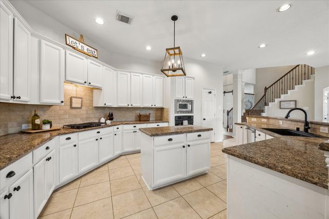 1125 Shady Knoll Lane, League City, TX 77573