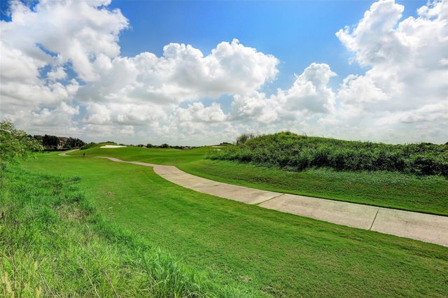 1125 Shady Knoll Lane, League City, TX 77573