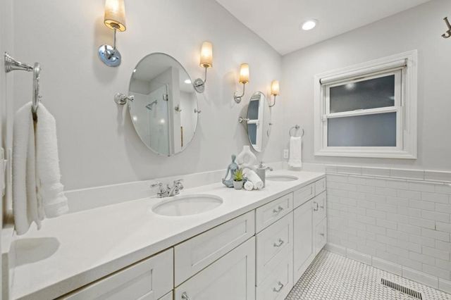 920 W Julian Street, San Jose, CA 95126