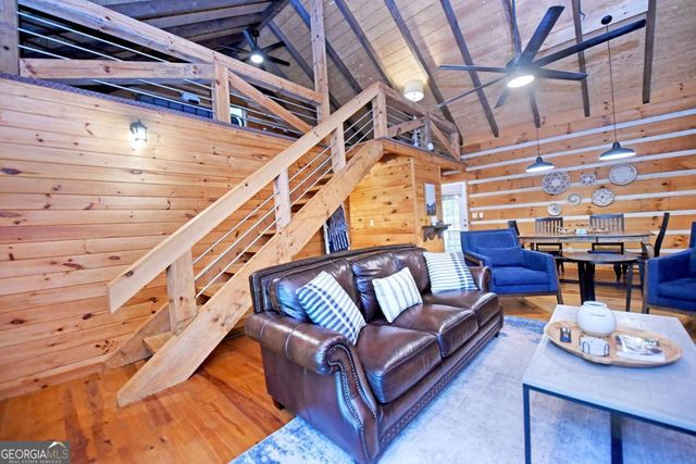 471 Chinkapin Drive, Blue Ridge, GA 30513