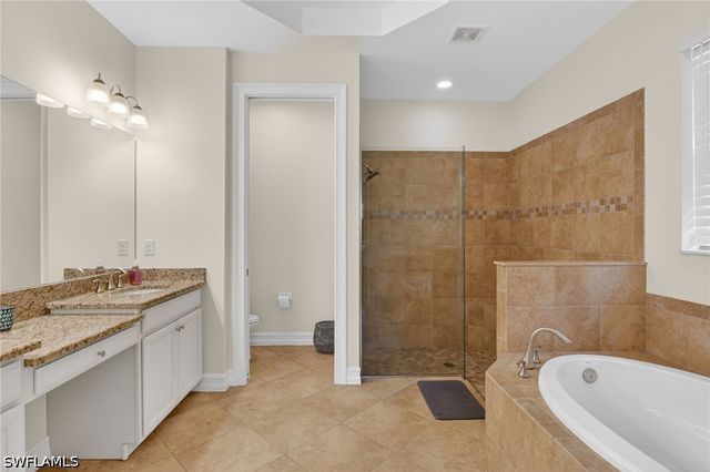 16380 Aberdeen WAY, Naples, FL 34110