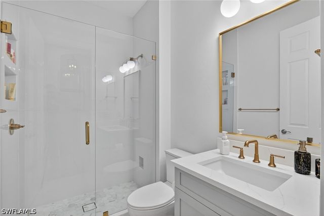 16380 Aberdeen WAY, Naples, FL 34110