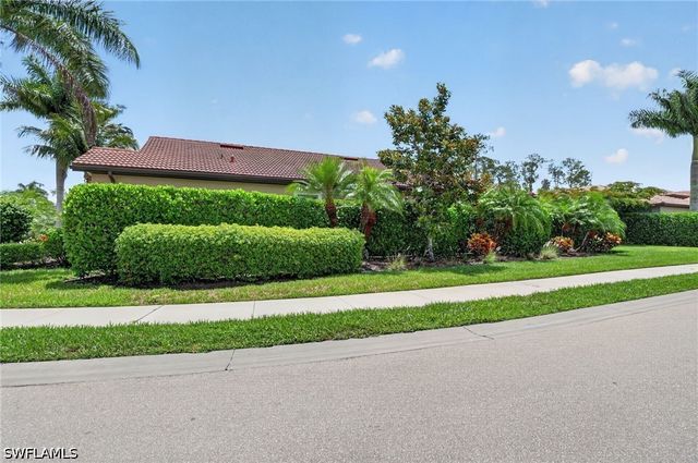 16380 Aberdeen WAY, Naples, FL 34110