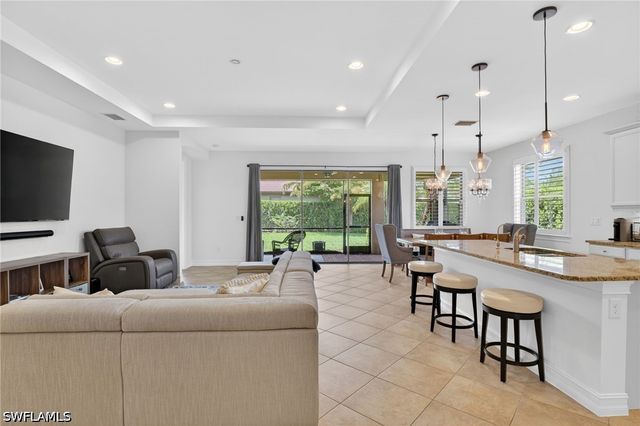 16380 Aberdeen WAY, Naples, FL 34110