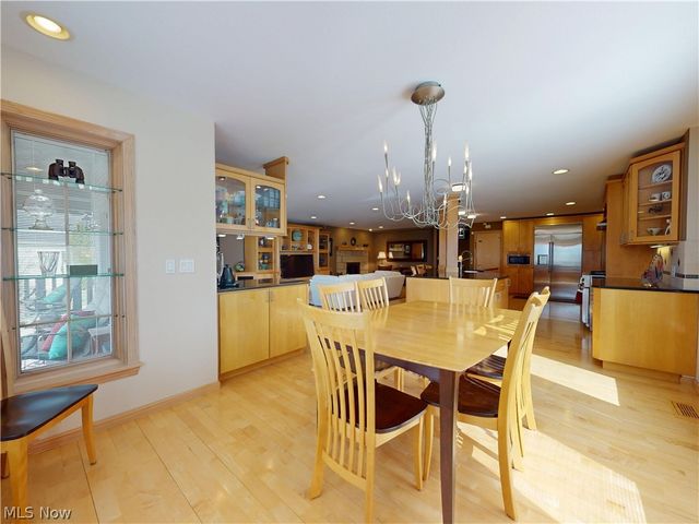 7885 Pear Tree Drive, Chesterland, OH 44026