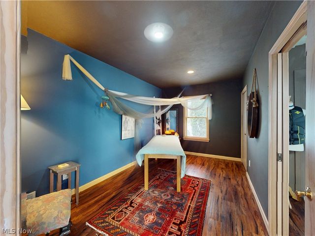 7885 Pear Tree Drive, Chesterland, OH 44026