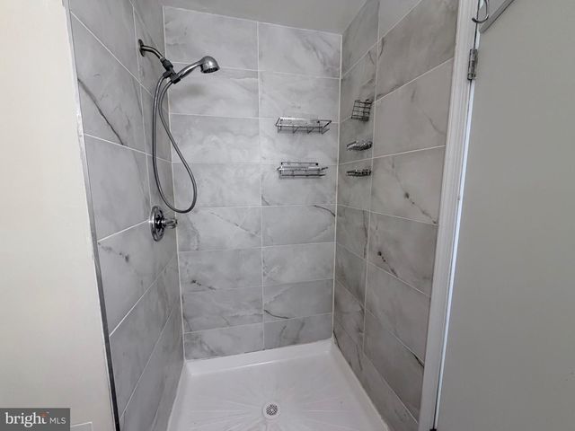 4054 HANSON OAKS DR, Hyattsville, MD 20784