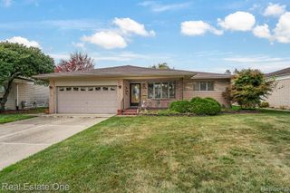 33487 Mina Drive, Sterling Heights, MI 48312