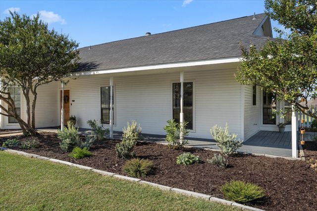509 Mustang Court, Lavon, TX 75166