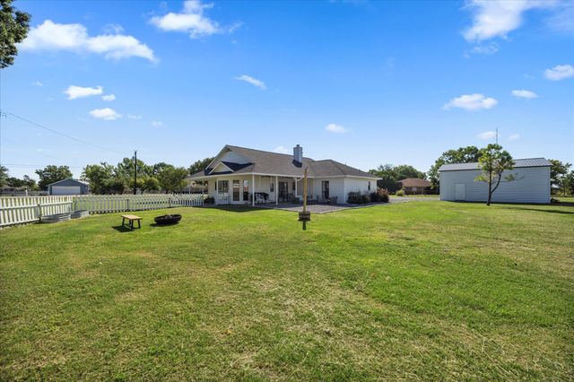 509 Mustang Court, Lavon, TX 75166