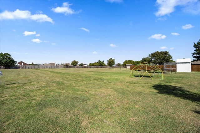 509 Mustang Court, Lavon, TX 75166