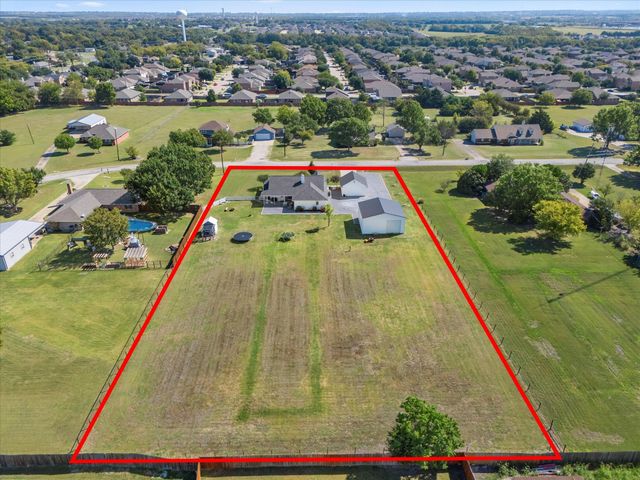 509 Mustang Court, Lavon, TX 75166