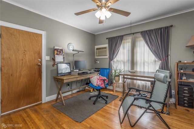 704 College, Shreveport, LA 71104