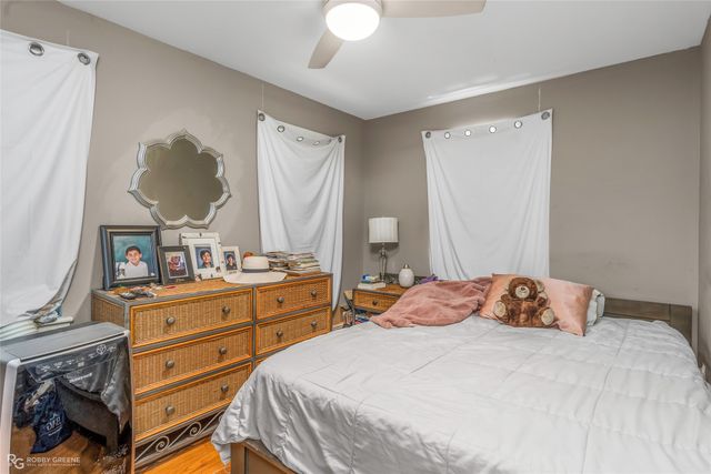 704 College, Shreveport, LA 71104