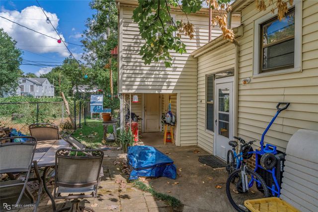 704 College, Shreveport, LA 71104