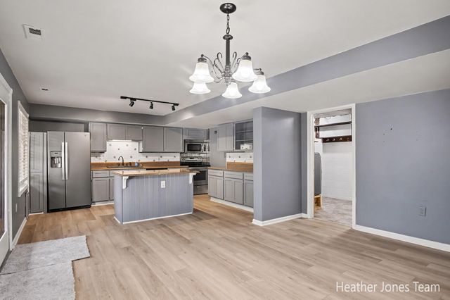 3791 S Holland Road, Sidney Twp, MI 48885