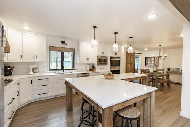 3701 Fairway Road N, Fargo, ND 58102