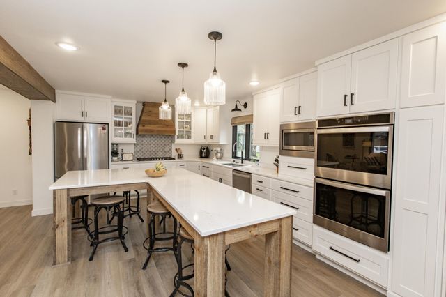 3701 Fairway Road N, Fargo, ND 58102