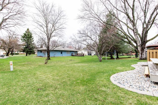 3701 Fairway Road N, Fargo, ND 58102