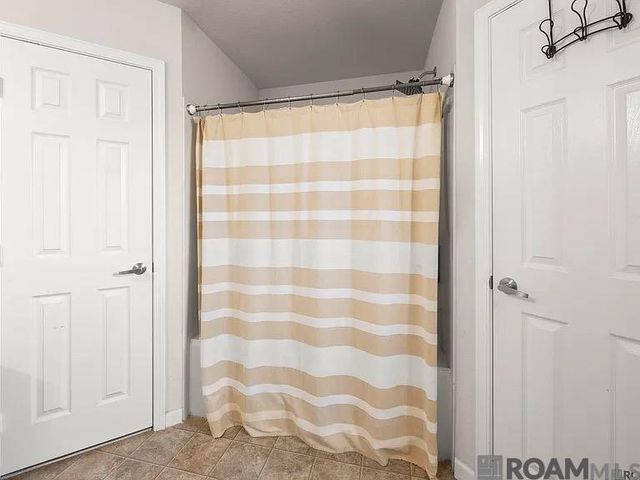 12823 Hazelwood Dr, Denham Springs, LA 70726