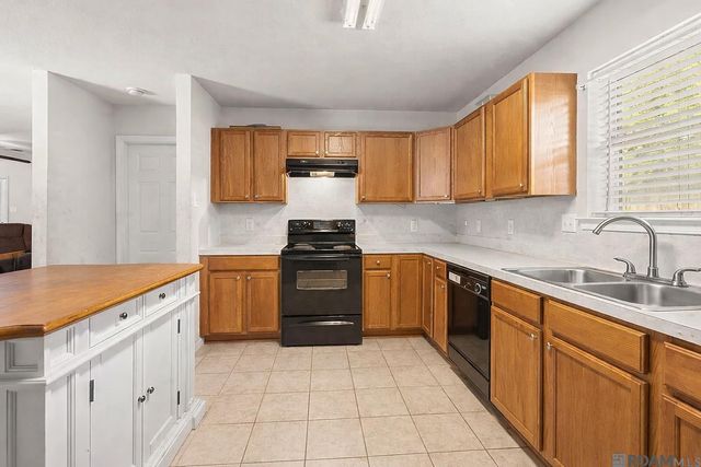 12823 Hazelwood Dr, Denham Springs, LA 70726