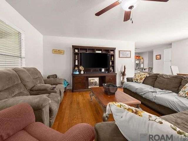 12823 Hazelwood Dr, Denham Springs, LA 70726