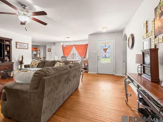 12823 Hazelwood Dr, Denham Springs, LA 70726
