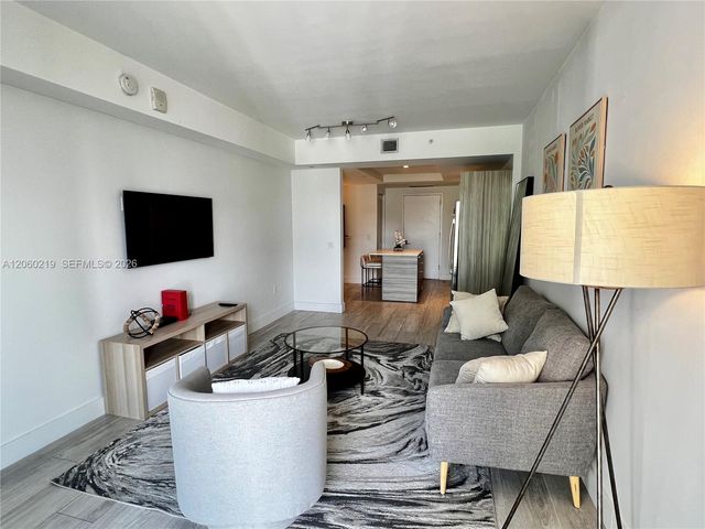 121 NE 34th Street 803, Miami, FL 33137