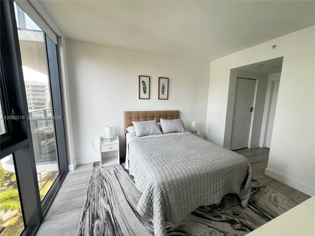 121 NE 34th Street 803, Miami, FL 33137
