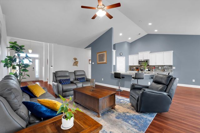 301 Beaver Lodge Way, Greenville, SC 29605