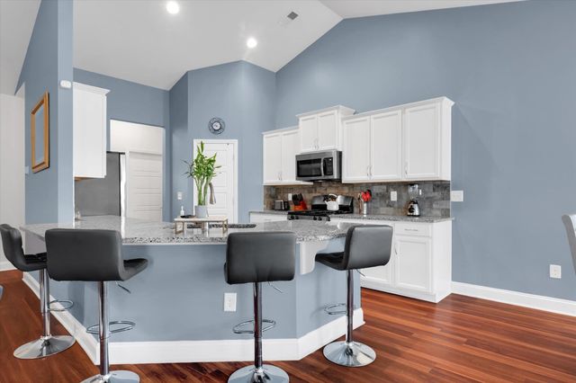 301 Beaver Lodge Way, Greenville, SC 29605