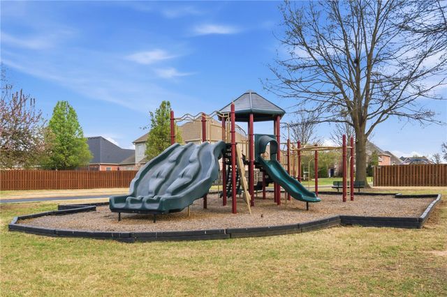 1671 Foxboro Court, Bentonville, AR 72713
