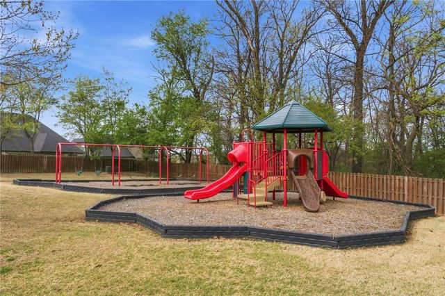 1671 Foxboro Court, Bentonville, AR 72713