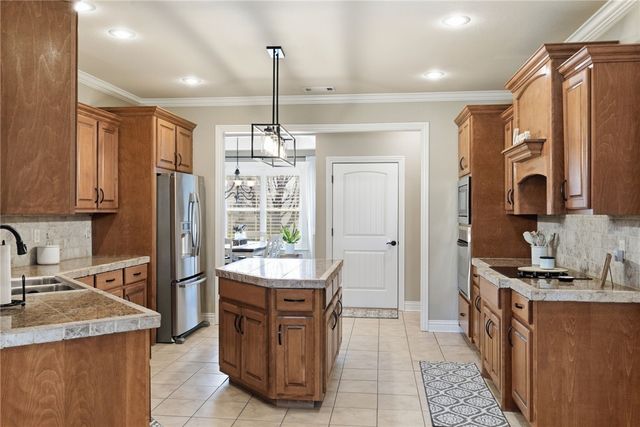 1671 Foxboro Court, Bentonville, AR 72713