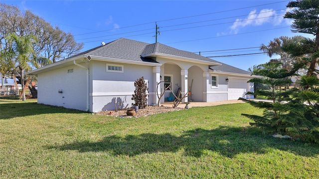 28 AMES LANE, Daytona Beach, FL 32118