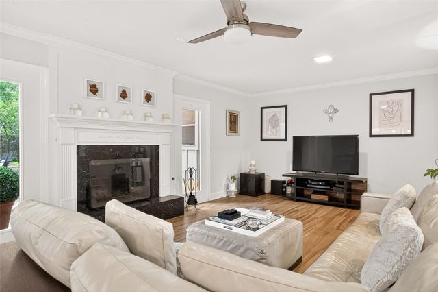 10026 Meadow Lake Lane, Houston, TX 77042