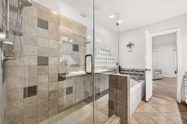 10026 Meadow Lake Lane, Houston, TX 77042