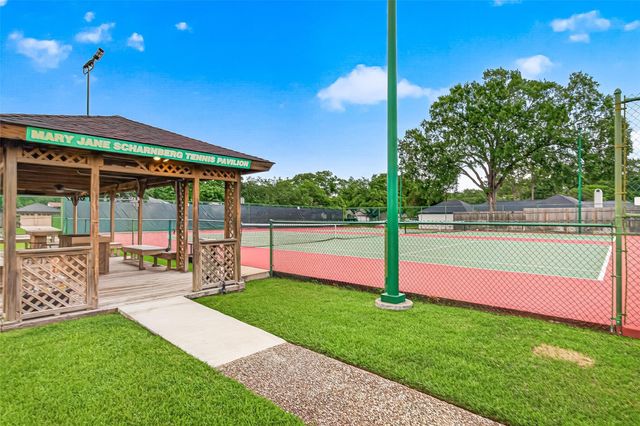 10026 Meadow Lake Lane, Houston, TX 77042